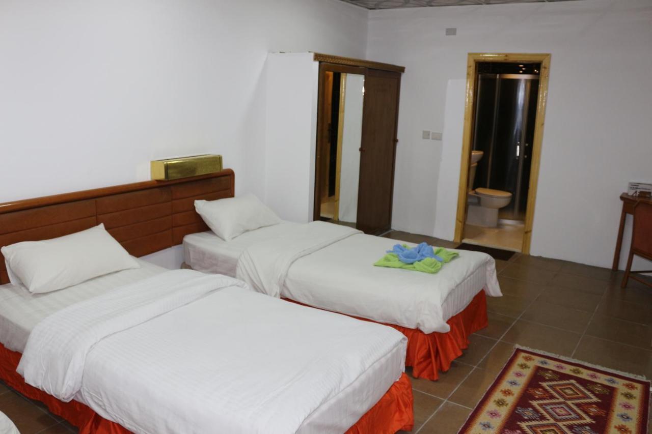 Ameer Apartment Wadi Musa Exterior foto